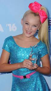 Jojo siwa has a girlfriend. Jojo Siwa S Rise To Fame