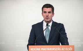 Oszd meg a barátaiddal is! Hadhazy Kocsis Mate Bovites Jogcimen Epitette Meg A Hazat 24 Hu