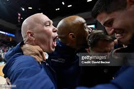 408 Coach Randy Bennett Photos & High Res Pictures