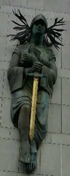 A lot of people in porto avoid visiting palácio da justiça because they associate it with the court and bad events. Estatua Da Justica Picture Of Palacio Da Justica Porto Alegre Tripadvisor