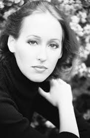 Happy Birthday to the extraordinary Susan Sarandon! 🎂🌟🎬