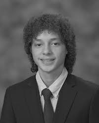 Laura Loring's Instagram, Twitter & Facebook