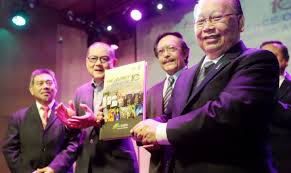 Parti bersatu sabah (pbs) premier advisor tan sri joseph pairin kitingan said avoiding clashes among gabungan rakyat sabah (grs) parties' candidates is common sense in facing a common enemy. Pertembungan Tiga Beradik Di Tambunan