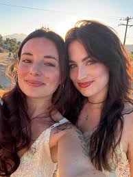 A B I G A I L ☆ S P A R R O W (@abigailsparrowofficial) • Instagram photos  and videos