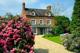 Brompton Farmhouse Farmhouse Landscaping Farmhouse Wedding Venue Contemporary Farmhouse