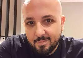 نسل الأغراب هو مسلسل تلفزيوني مصري يُعرض في شهر رمضان لعام 2021م، من تأليف وإخراج محمد سامي وبطولة أحمد السقا وأمير كرارة ومي عمر. Cigytbfscbqowm