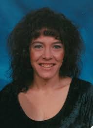 Amber Lanham's Instagram, Twitter & Facebook