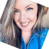 Alexis Hanson's Instagram, Twitter & Facebook