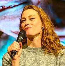 Alyssa Sutherland's Instagram, Twitter & Facebook