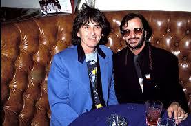 Ringo starr and his all starr band (rescheduled from 6/21/2020, 6/20/2021) $ 66 ·. Ringo Starr Party Photos Et Images De Collection Les Beatles Ringo Starr Photos