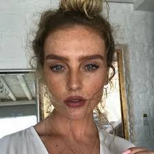 She is an actress, known for pitch perfect 2 (2015), baggage claim. Little Mix Star Perrie Edwards Bravely Reveals Mental Health Battle Left Her Scared To Leave House Birmingham Live