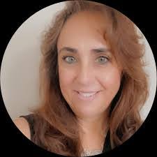 Linda Leidy's Instagram, Twitter & Facebook