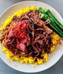 We rode throughout it in the evening by bicycle on a tour with ride with elena, on another food walk and also on a free walking tour run by. 10 Places To Enjoy A Satisfying Nasi Kandar Around Kl Pj