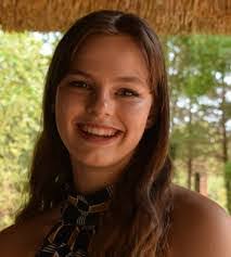 Laura Leverett's Instagram, Twitter & Facebook