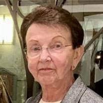 Maxine Garrett's Instagram, Twitter & Facebook