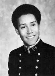 Alexis Sears's Instagram, Twitter & Facebook