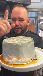 🇻🇪🇮🇹Quesillo ♥️🇻🇪♥️, La magia dell’arte Bianca il pane , Lu pane 🥖  nero di seppia le foto che ti scordi di pubblicare , Oggi è un giorno dove  sveglio alla masa madre per attivare la settimana insieme ...