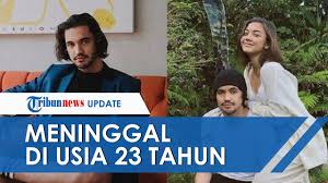 Umur 26 tahun) adalah seorang aktris dan model berkebangsaan indonesia. Sosok Marco Panari Adik Artis Angela Gilsha Yang Meninggal Dunia Di Usia 23 Tahun Youtube