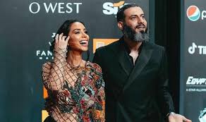 وتوقعت بسنت شوقي، أن يفوز جاجارين بجائزة أفضل فيلم، وأن يحصل فيلم ليمبو على الجائزة الخاصة بالجمهور: Ø¨Ø³Ù†Øª Ø´ÙˆÙ‚ÙŠ Ø¹Ù† Ø®Ù„Ø§ÙÙ‡Ø§ Ù…Ø¹ Ù…Ø­Ù…Ø¯ ÙØ±Ø§Ø¬ Ø£Ù‚Ø³Ù… Ø¨Ø§Ù„Ù„Ù‡ Ø¹Ù„Ø§Ù‚ØªÙ†Ø§ Ø³Ù…Ù† Ø¹Ù„Ù‰ Ø¹Ø³Ù„ ÙÙŠØ¯ÙŠÙˆ Ù…Ø¬Ù„Ø© Ø§Ù„Ø¬Ù…ÙŠÙ„Ø©
