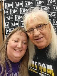 Ginger Roush's Instagram, Twitter & Facebook