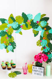 Déco de table et de salle, ballons helium vous êtes en manque d'idées pour votre thème ainsi que votre déco de table anniversaire ? 1001 Idees En Images Pour La Deco Anniversaire A Faire Soi Meme Deco Anniversaire Deco Anniversaire Fille Decoration Anniversaire Vaiana