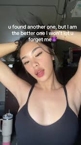 Ashlee's Fashion & Unforgettable Facts