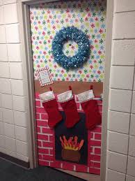 Dorm Door Christmas Decorations Mackensie Wittmer Weilnau You And Erin Should Do This Holiday Door Decorations Diy Christmas Door Christmas Dorm Decorations