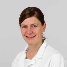 Diana Vetter's Instagram, Twitter & Facebook