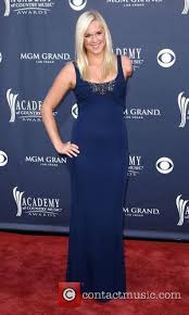 Available on netflix, amazon, itunes & dvd. Bethany Hamilton Bethany Hamilton Movie Soul Surfer Censored The Bible Contactmusic Com