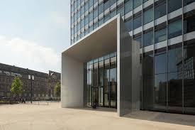 If you are aware of shows which we have missed, please contact us, and we will augment the information. Sal Landschaftsarchitektur Gmbh Projekte Platze Urbanes