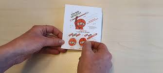 Image captionthe coronapas shows your most recent tests and details of any vaccinations. Kinder Erhalten Stickerpass Als Zugangsberechtigung Schule At Das Bildungsportal
