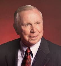 Mary Ragland's Instagram, Twitter & Facebook