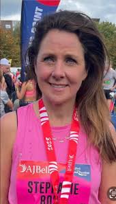 A massive thank you and congratulations to Stephanie Inglis who recently  completed the Great Scottish Run half marathon while at the same time  raising a fantastic £530 for Lisa's Gift. Stephanie completed