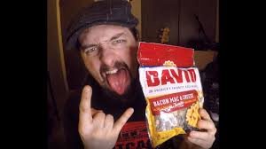 Sunflower Seed Review: David Bacon Mac n Cheese