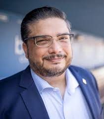 Hispanic Executive #65 by guerreromedia