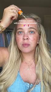 Foundation free freckle makeup routine 💕 I’m gonna get sappy for a minute…  I truly have never embraced my skin as much as I have this summer, and I  have you all to thank! The amount of DM‘s and ...