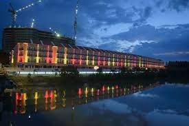 This hotel is 0.4 mi (0.7 km) from melaka straits mosque and 1.4 mi (2.2 km) from hatten square. Riviera Suites Melaka In Malacca City Hotel Rates Reviews On Orbitz