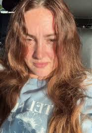 Leann Hays's Instagram, Twitter & Facebook