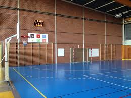 Tableau D Affichage Sportif Bodet Installe A Montbeliard Gymnase Lou Blazer Cette Commune Francaise Fait Partie De La M Tableau Affichage Montbeliard Sportif