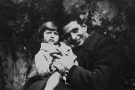 Movie star italian style,' the italian actress gets the coffee table book treatment with a new biography. Sofia At Age Three With Her Father Riccardo Scicolone