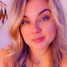 Ruth Quesnelle (@QuesnelleRuth)