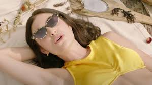 On the walk home, he meets three fans who decide to mug him when they realize he's alone. Lorde Solar Power Lyrics Genius Lyrics
