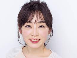 まるで別人 メイクで変身するやり方 話題の整形級メイクからナチュラルなやり方まで一気見せ 美的 com 変身メイク ナチュラルメイク アイシャドウ まつげ メイク