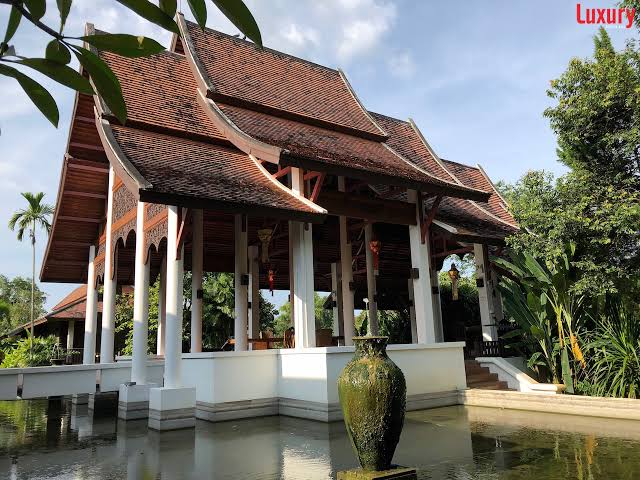 Serene surroundings in Chiang Mai support physical and emotional healing, AI generated