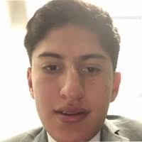 50+ perfiles de «Adrian Avendaño»