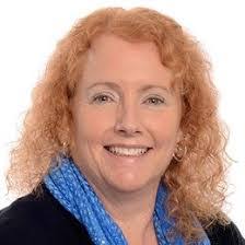 Lisa Deering's Instagram, Twitter & Facebook