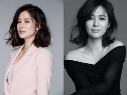Although she is turning 41 in 2021, she still enjoys what life has given her. 6park News En The Only English News For Chinese People Song Hye Kyo And Sun Yi Really Lost Running Man Song Ji Hyo Wins The Most Beautiful Star Entertainment Nownews Today News