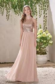 A rose gold dress is the thing to be seen in this year. Rose Gold Color Long Gown Novocom Top