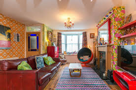 Victorian Lounge In 70s Style Retro Interior Design Inspiration Interior Design Eclectic Home