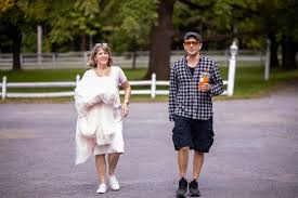 Great to see my pals Matt & Ruth from @mccloskyphotography in Altamont a  couple of weeks ago! Be sure to visit the @appelinn if your shopping for a  beautiful wedding venue. Wedding